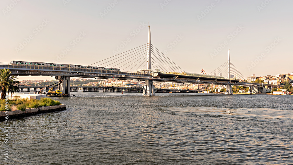 Naklejka premium Golden Horn Metro Bridge in Istanbul, Turkey
