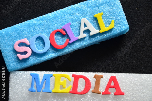 SLOWO SOCIAL MEDIA