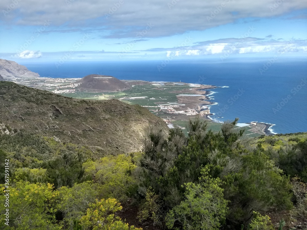 Vista panorámica del sur de la isla Tenerife, Islas Canarias. 