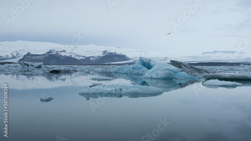 Jökulsárlón Glacial Lagoon © YWL