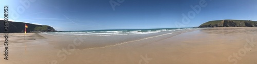 panoramic view of the ocean in cornwall © Sally Dukes