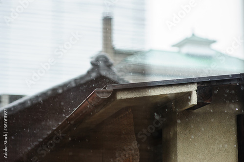 Rain fall on roof