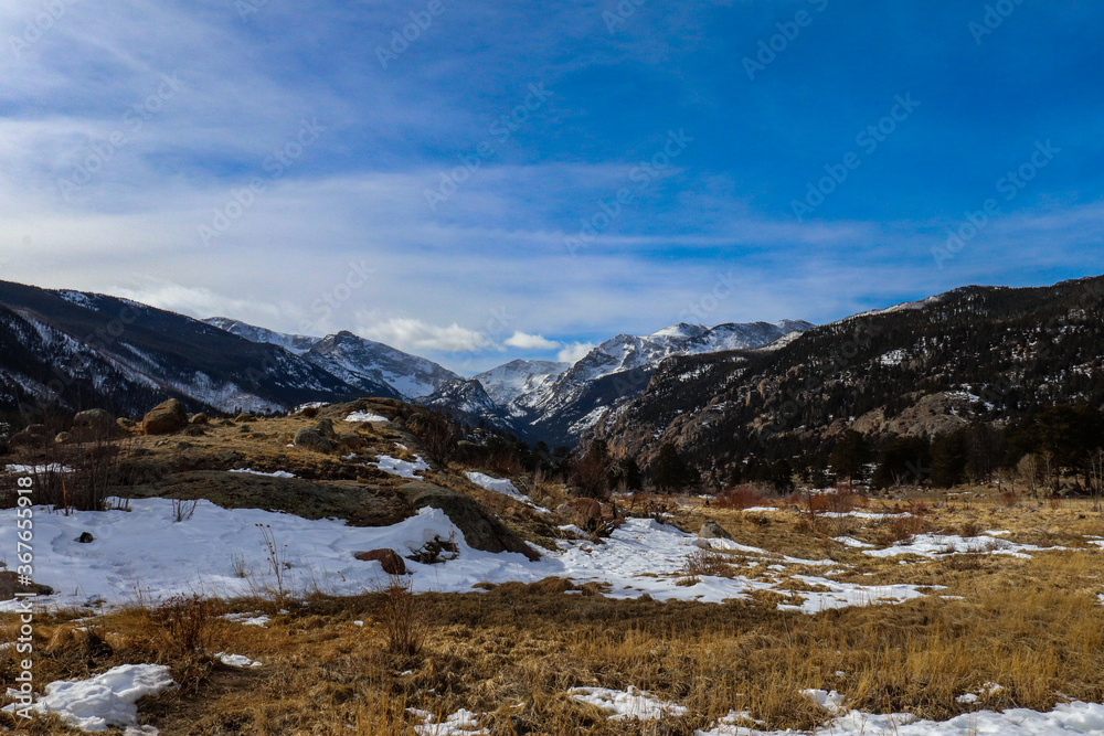 Fototapeta premium snow covered mountains