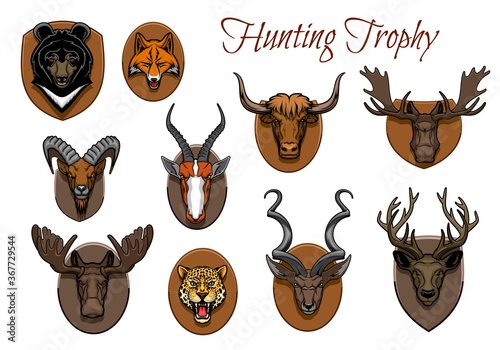 Hunting sport trophy, animal heads and antlers on wall wood plaque, vector icons. Hunter trophy animal heads of deer, moose stag and reindeer, bear grizzly and fox, safari cheetah panther and antelope