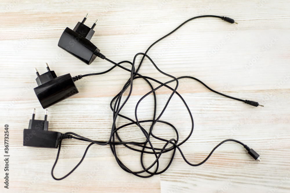 the need for universal battery charger: black 3 different charge the need for universal battery charger: black 3 different charge