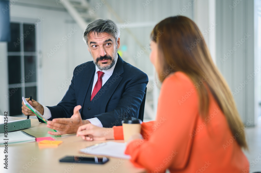Meetings and presentations In a successful company, happy employees Meetings and presentations In a successful company, happy employees