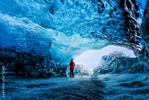 Blue Crystal Ice Cave Tour from Jokulsarlon Glacier Lagoon