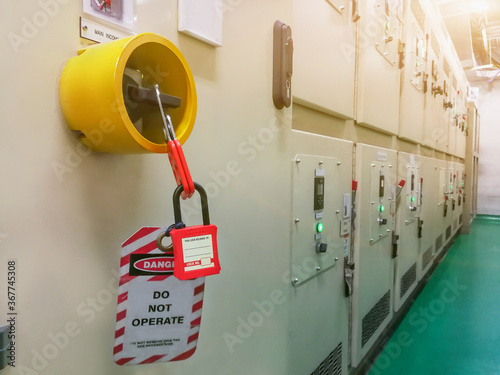  Red key locked and tag for process cut off electrical,the toggle tags number for electrical log out tag out photo