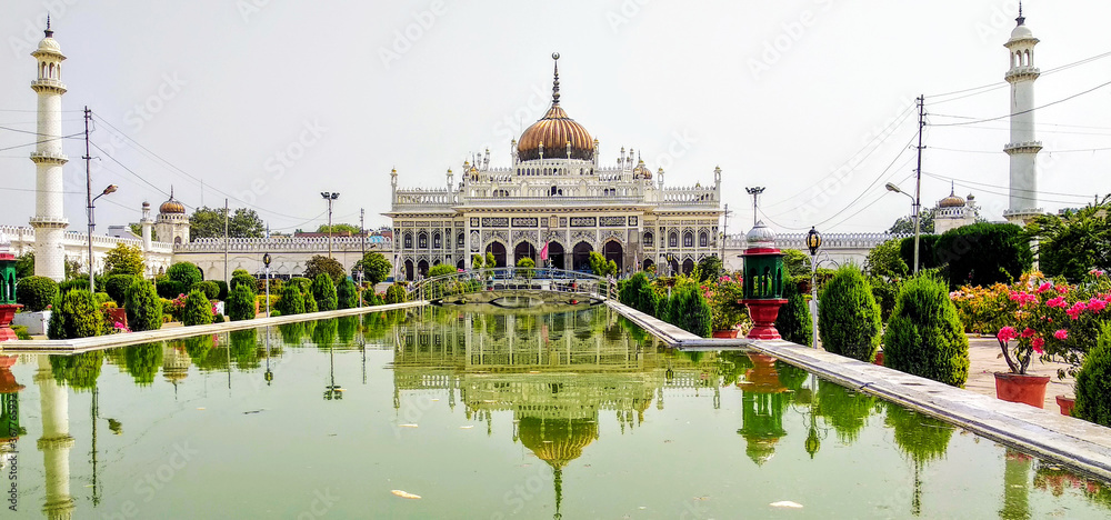 Fototapeta premium Tomb at Chota Imambara in Lucknow, Uttar Pradesh state, India