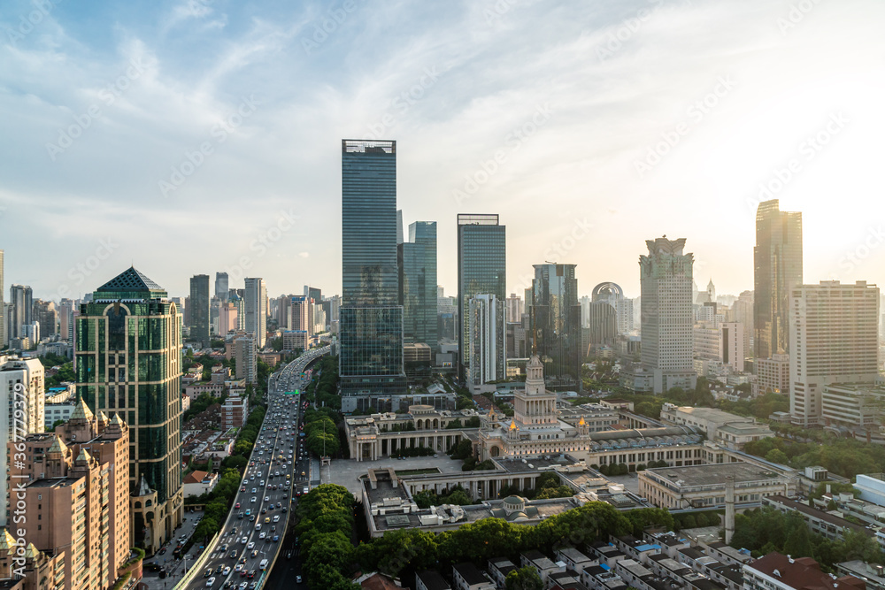 Obraz premium city skyline in shanghai china