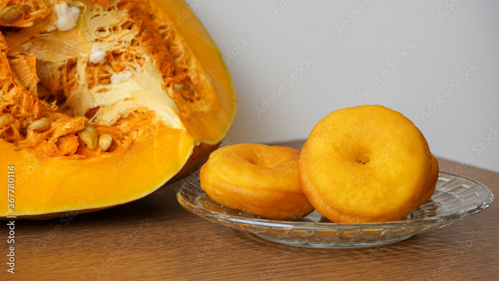 pumpkin on a plate pumpkin on a plate