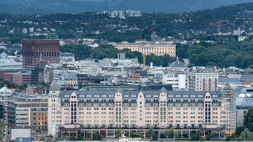 Widok na centrum Oslo z tarasu widokowego na Ekeberg