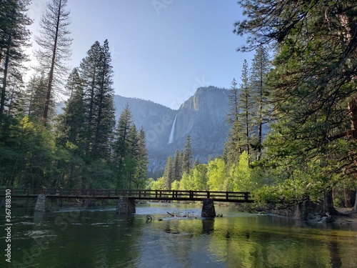 lake in yosemite