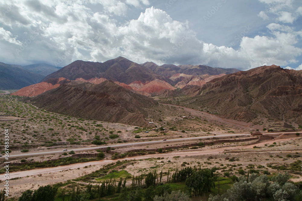 Fototapeta premium Enchanting view of the desert and hills. The colorful mountain and arid valley in Tilcara, Jujuy, Argentina. 
