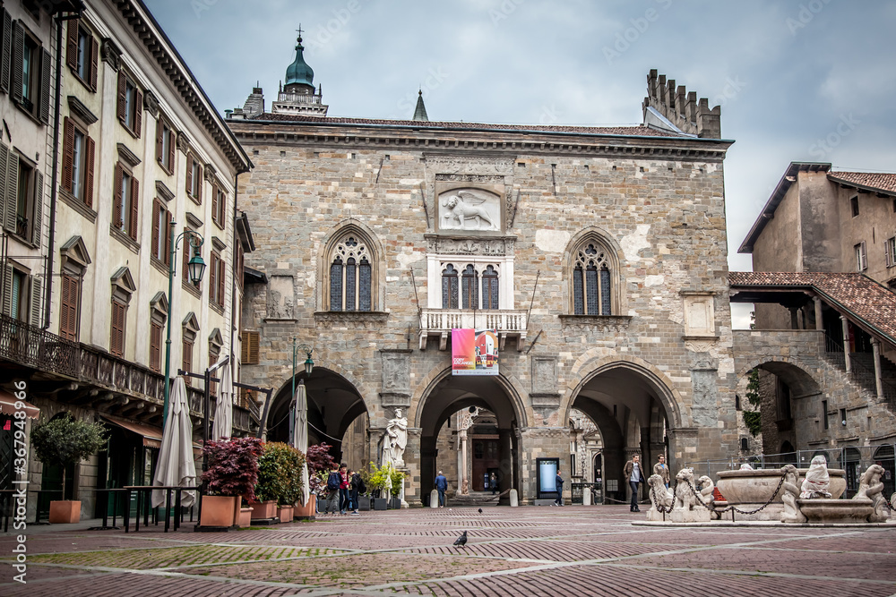 Old square (Piazza Vecchio) in Bergamo. Lombardy, Italy