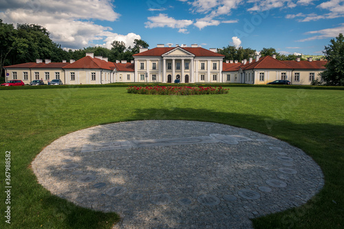 Obraz na płótnie Palace from the 18th century at sunny day in Siedlce, Masovia, Poland w salonie