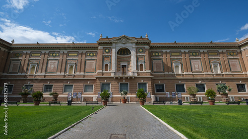 Tableau sur toile Vatican Museum Courtyard, Rome, Lazio, Italy