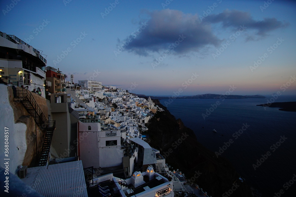 Obraz premium beautiful sunset landscape in santorini island, Greece, Europe