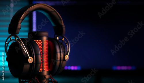 Gaming headphones with mirk...