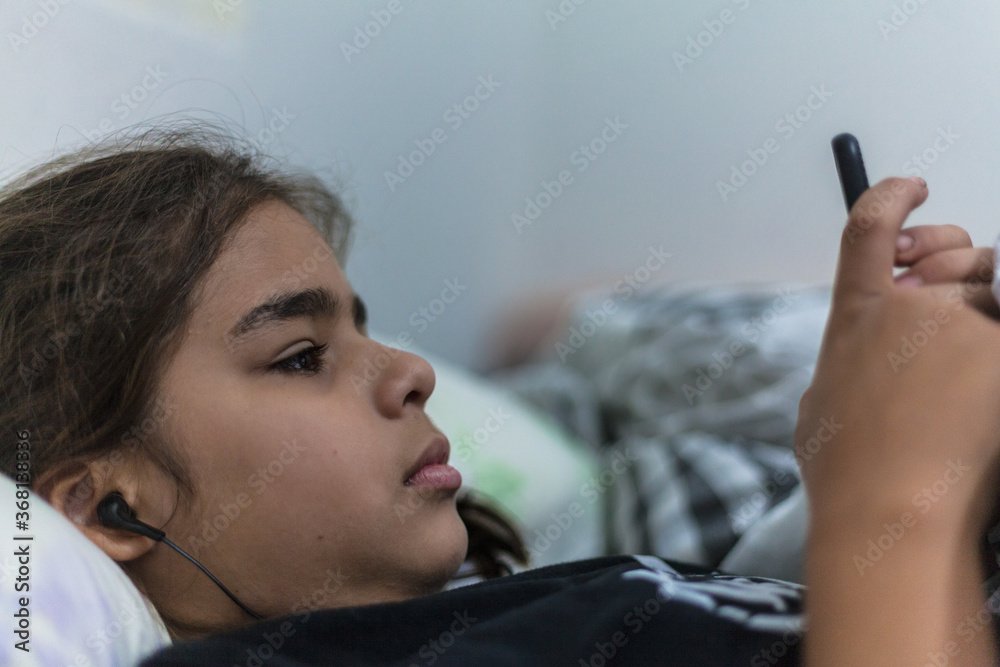Fototapeta premium child bored at home because of the pandemic