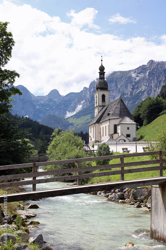 Pfarrkirche St. Sebastian in Ramsau bei Berchtesgaden. Bayern. Deutschland