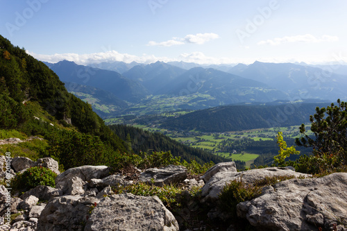 Beautiful Austrian mountain  range with rocks on a sunny day © Sander V.w.