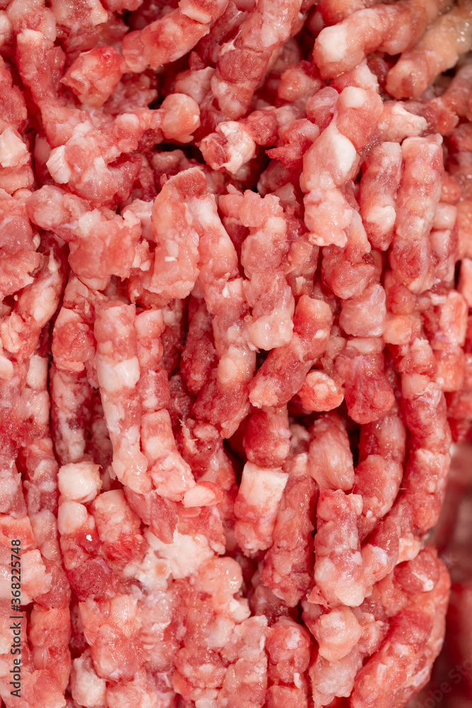 Coarse ground beef and pork Coarse ground beef and pork