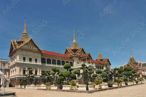 The Royal Grand Palace or Wat Phra Kaew no people © ideation90