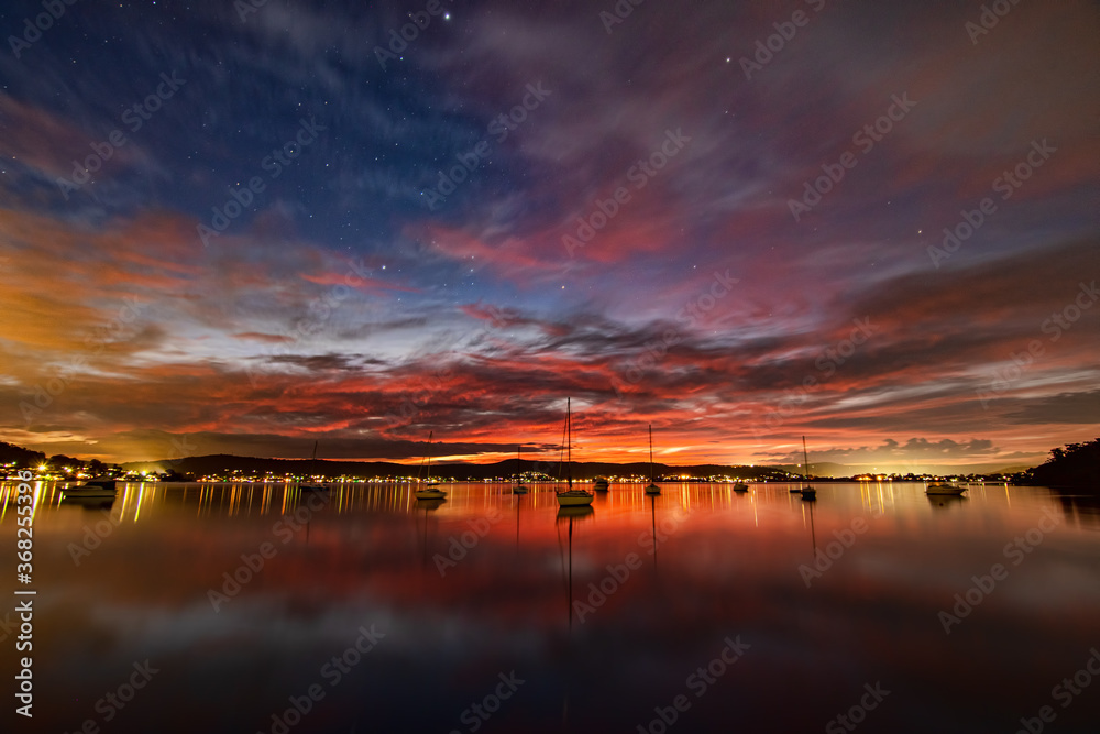 Fototapeta premium sunset on the water