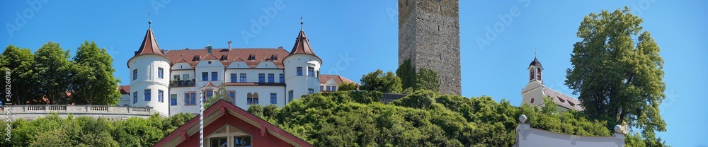 Am Bodensee-Königssee-Radweg: Schloss Neubeuern