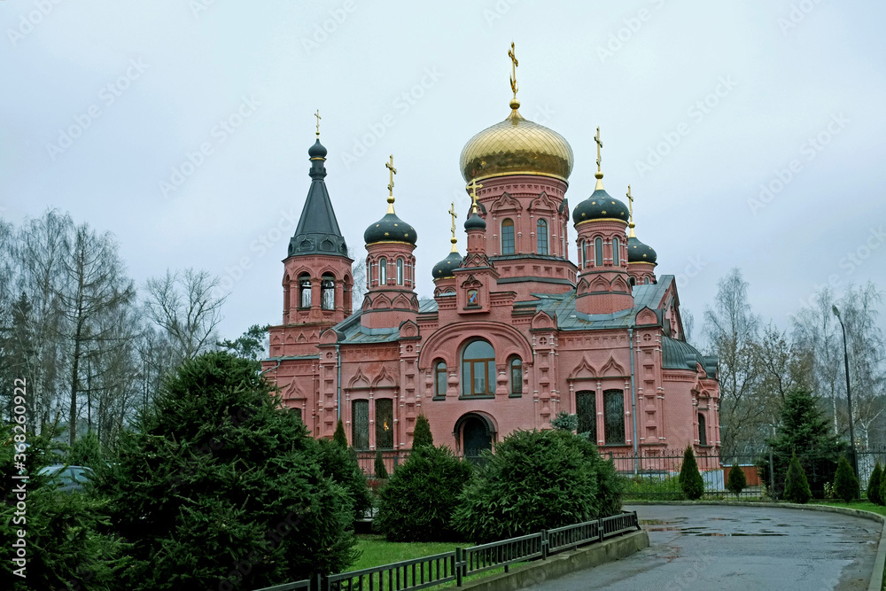 Church of Elijah Prophet in the village Izvarino (1904). Moscow region (2013).