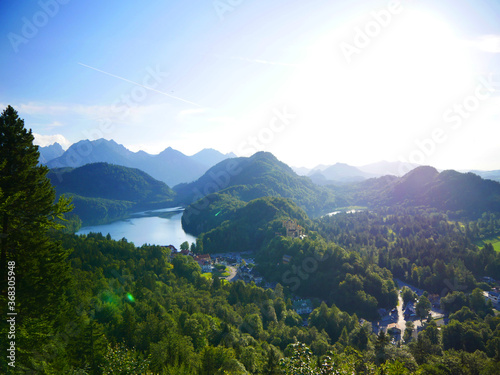Füssen, Deutschland: Der allgäuer Alpsee in den Alpen