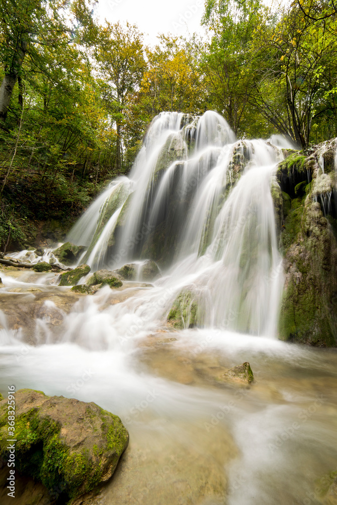 Naklejka premium Beusnita waterfall,Romania
