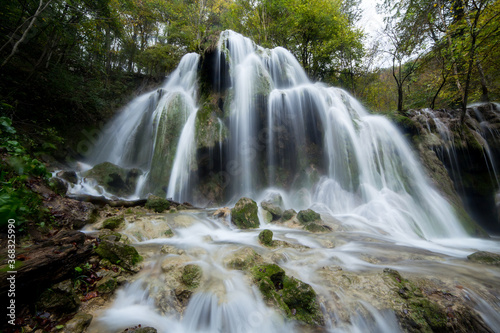Fototapeta Naklejka Na Ścianę i Meble -  Bigar Waterfall