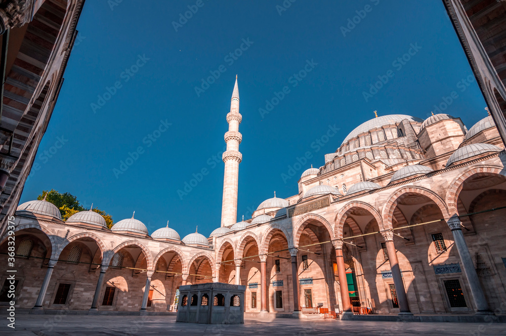 Fototapeta premium Suleymaniye Mosque, located on the Third Hill of Istanbul