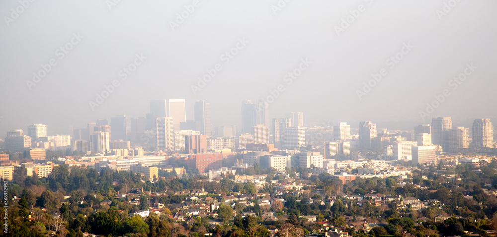 A view of downtown Los Angles California on a smogy morning.
