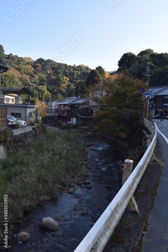 Wallpaper Mural 長谷寺川 Torontodigital.ca