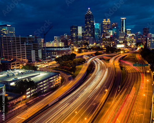 Traffic at night in Atlanta © Isaac