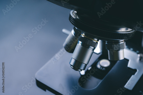 Laboratory equipment optica...