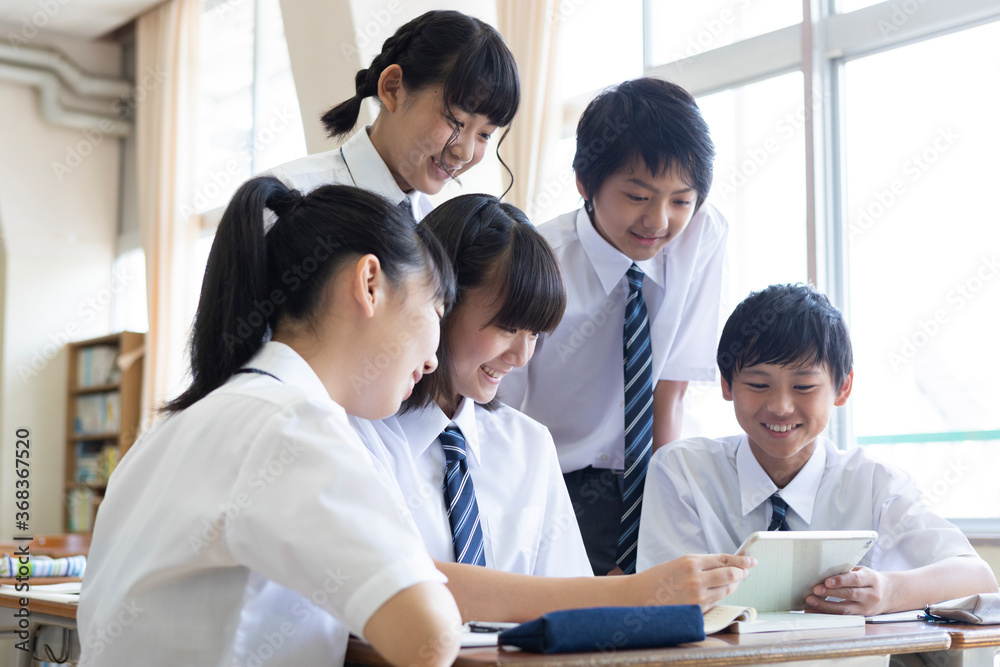 中学生の授業風景