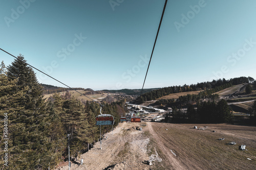 Fototapeta Naklejka Na Ścianę i Meble -  cable car in the mountains