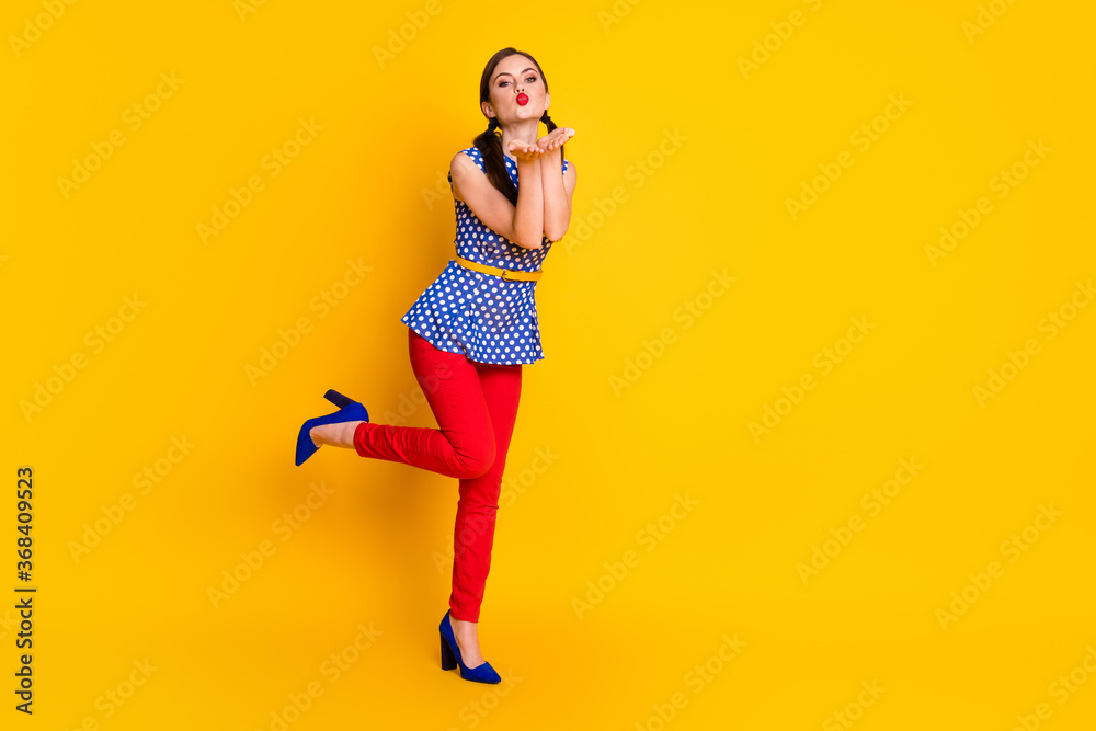 Full length body size view of her she nice attractive pretty lovely lovable flirty cheery girl posing sending air kiss 14 February amour isolated bright vivid shine vibrant yellow color background Full length body size view of her she nice attractive pretty lovely lovable flirty cheery girl posing sending air kiss 14 February amour isolated bright vivid shine vibrant yellow color background
