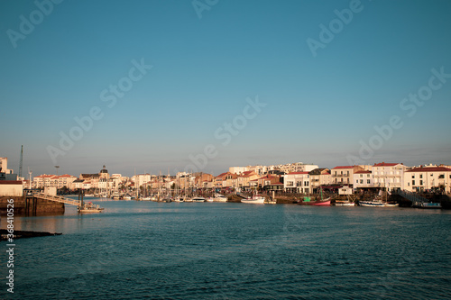 Wallpaper Mural Port des Sables-d'Olonne en Vendée Torontodigital.ca