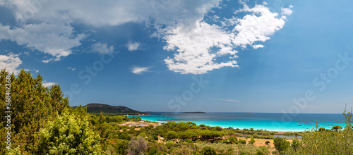 Fototapeta Naklejka Na Ścianę i Meble -  Vista panoramica sulla stupenda spiaggia di Palombaggia, in Corsica, Europa 