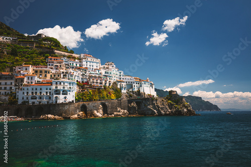 Fototapeta Naklejka Na Ścianę i Meble -  Beautiful Amalfi town in Amalfi Coast, Italy