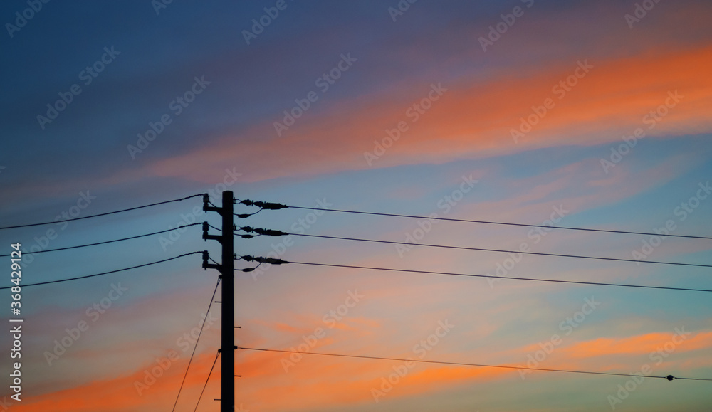 電信柱　夕暮れ　素材