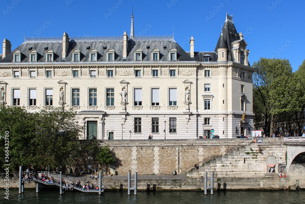 The Conciergerie | PARIS 1st