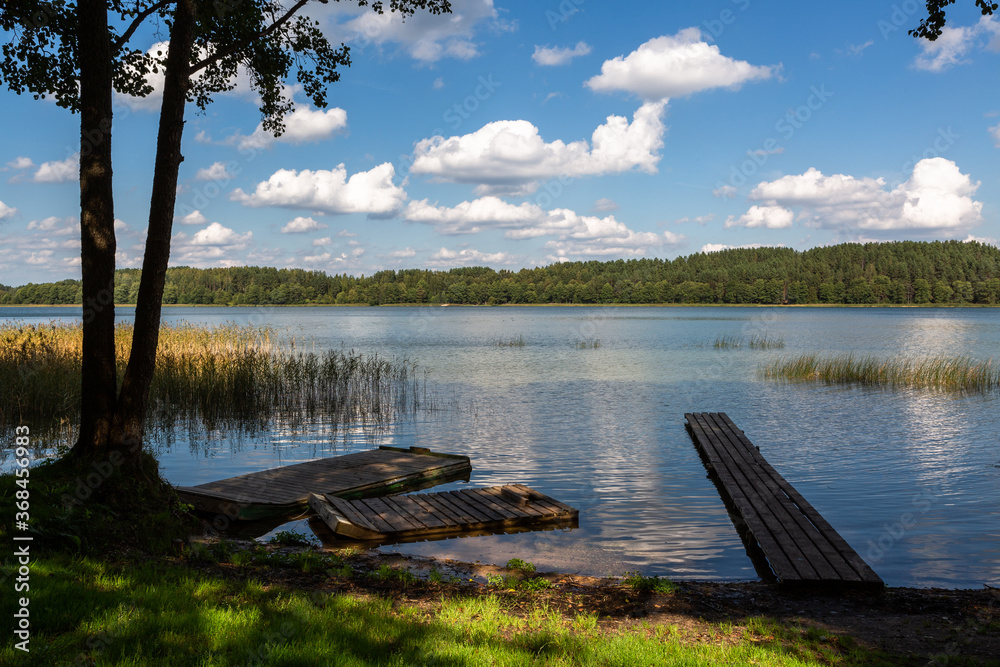 Boats and boat moorings on the lake