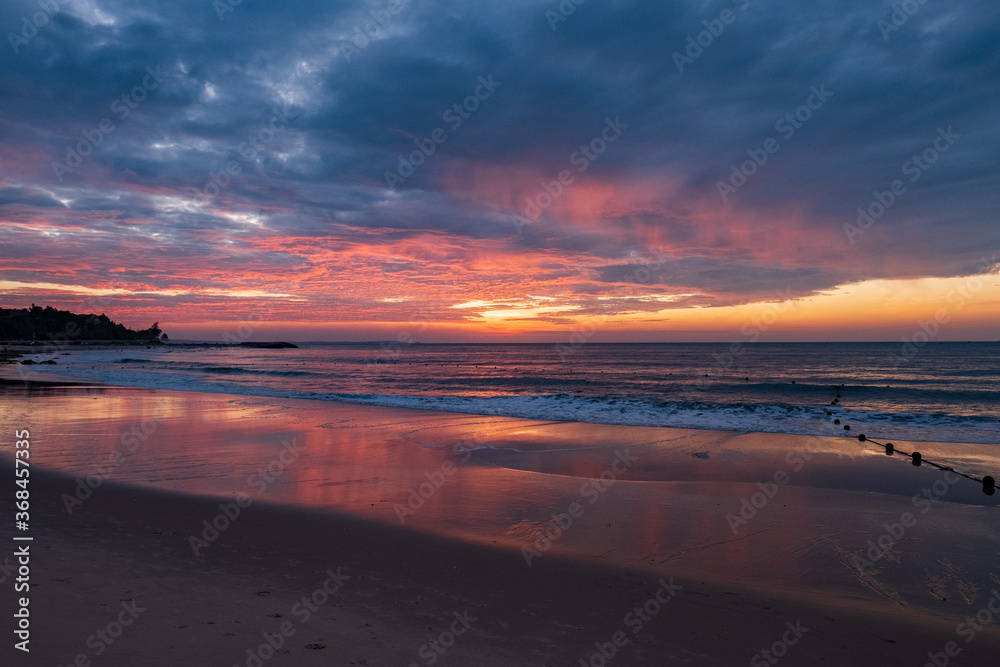 Fototapeta premium Sunrise on the Beach of Phan Thiet, Vietnam