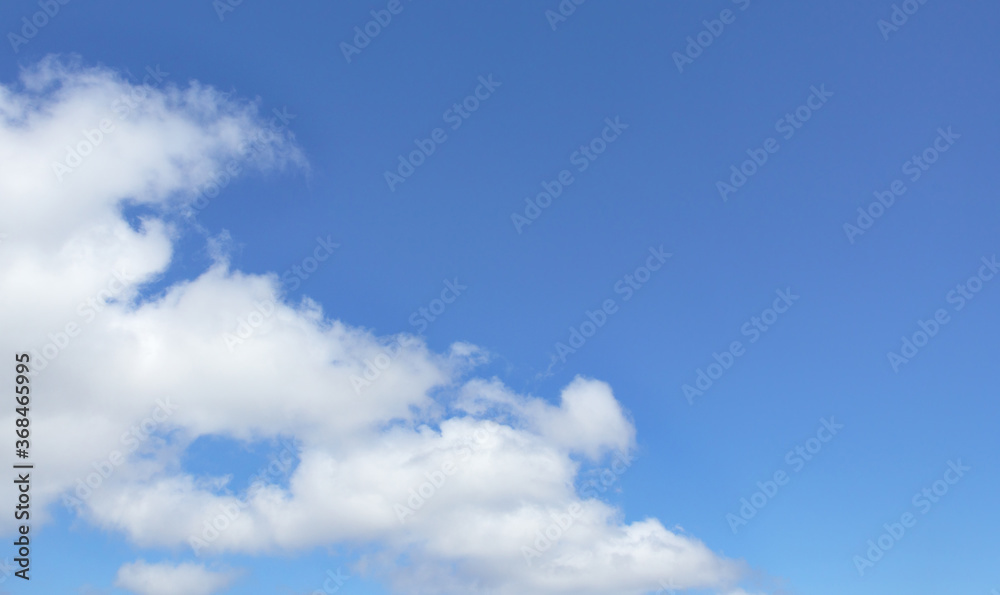 Fototapeta premium Niebo z chmurami